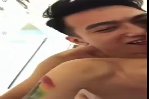 台灣自拍流出 紋身女性愛自拍