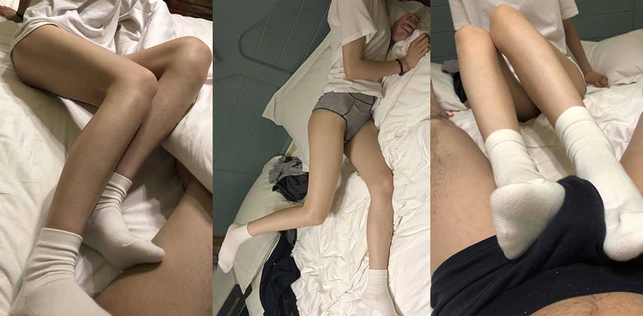 足控狂喜福利 美少女白袜足交 美腿玉足榨精服务 小小脚丫可可爱爱 这腿和脚太极品了