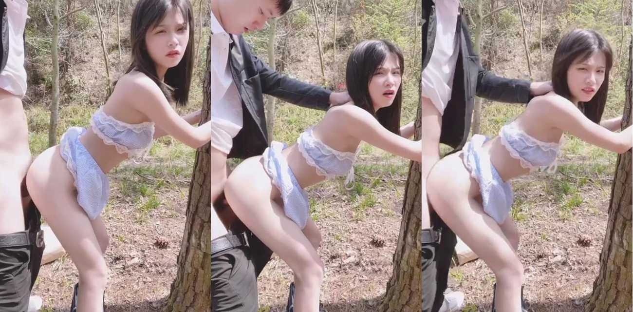 情侣自拍 户外踏青打野战真刺激 妹子被男友操得淫叫不断 爸爸轻一点操前面有人！