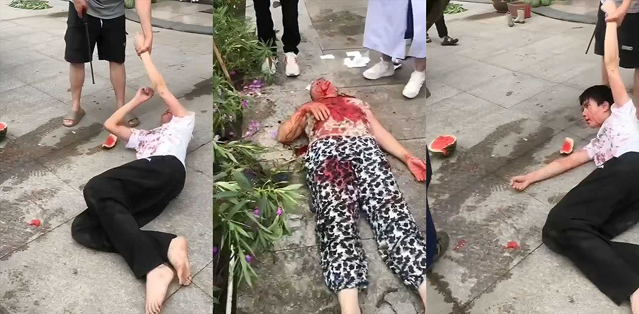 畜生行为！浙江海宁市周王庙镇 畜生孙子为了一个西瓜爆打奶奶 把奶奶打到浑身是血 倒地不起