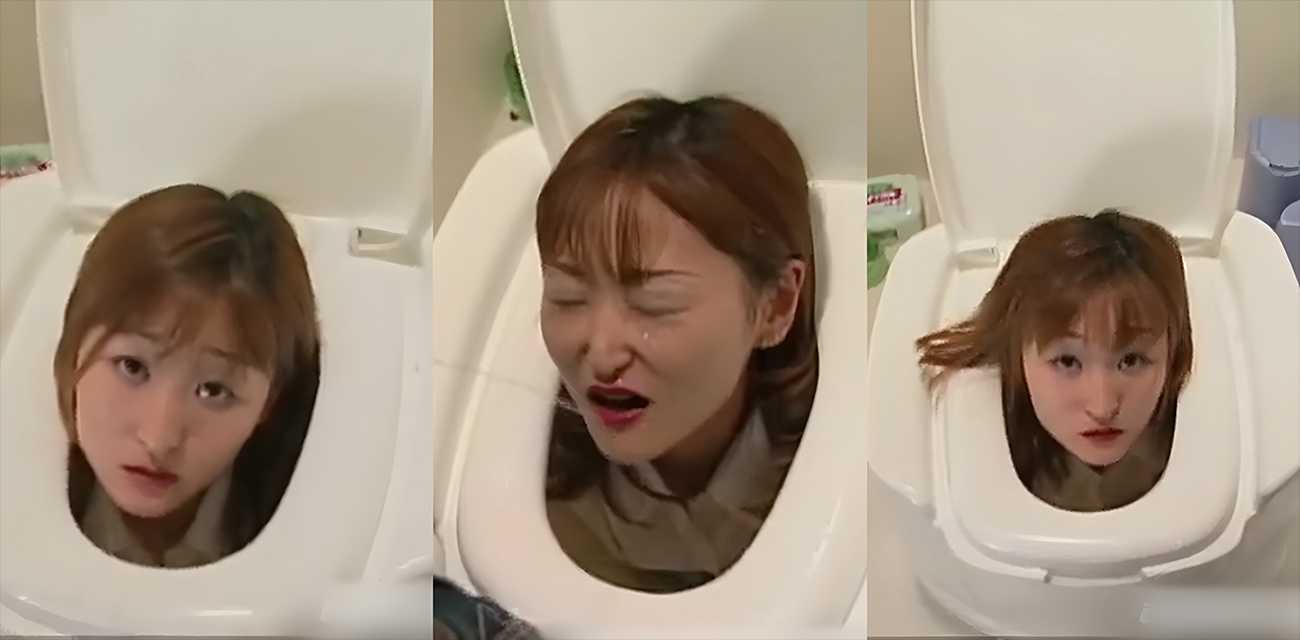 马桶肉便器！还得是小日子玩得变态呀 把母狗女友塞到马桶里只露出头 然后撒尿口交吞精 太会玩了