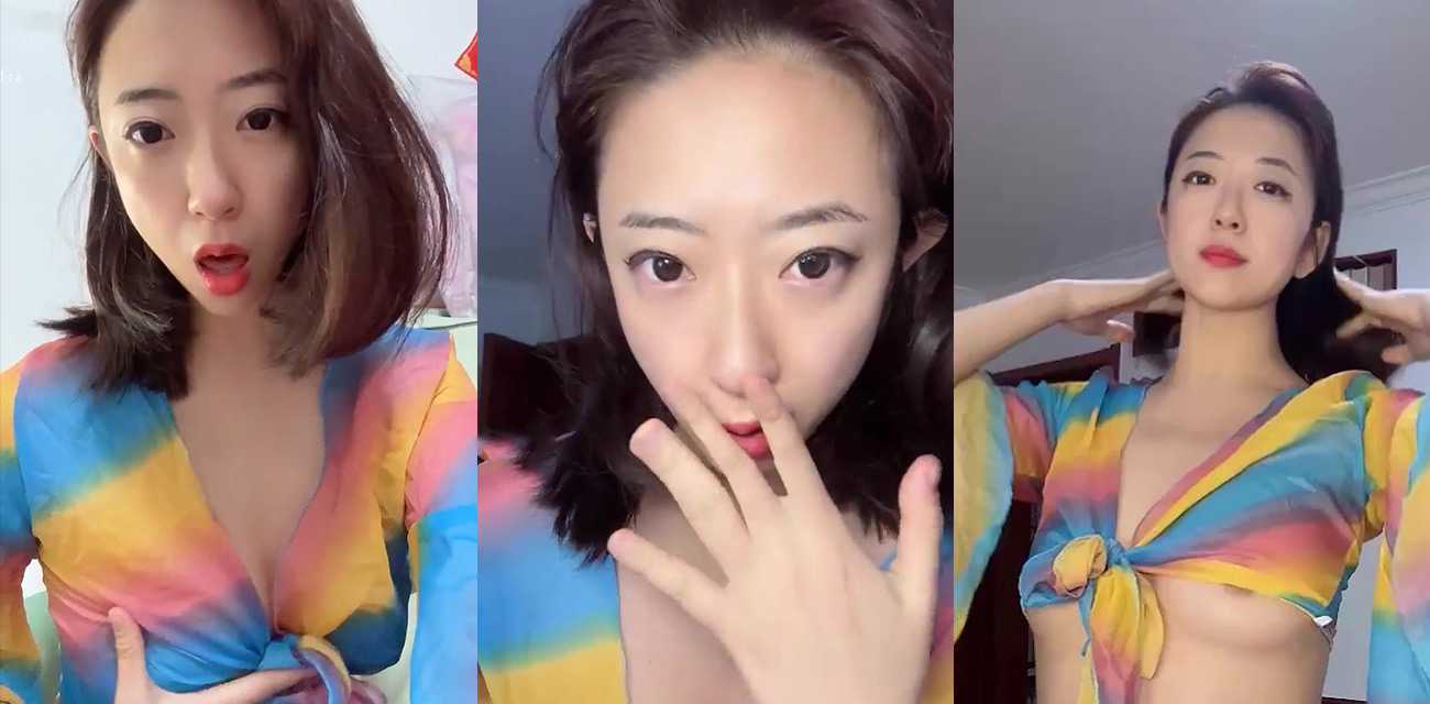 沈阳已婚少妇何雪楠 小学语文老师 却有特殊爱好 喜欢在网上勾引男人 裸聊一字马展示自己的小骚穴！