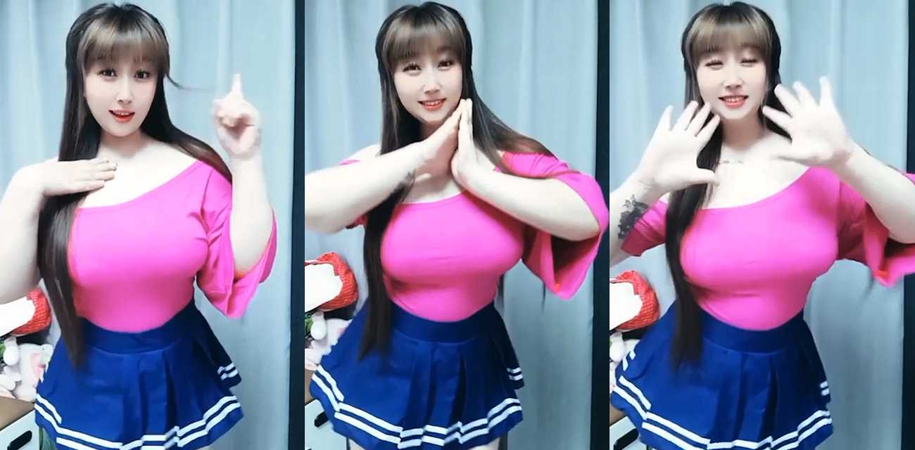 抖音巨乳女主播我叫欧阳呦  裸体跳舞一边捏自己奶头一边吐舌头诱惑至极 约炮大边捏奶边深喉吃鸡吧