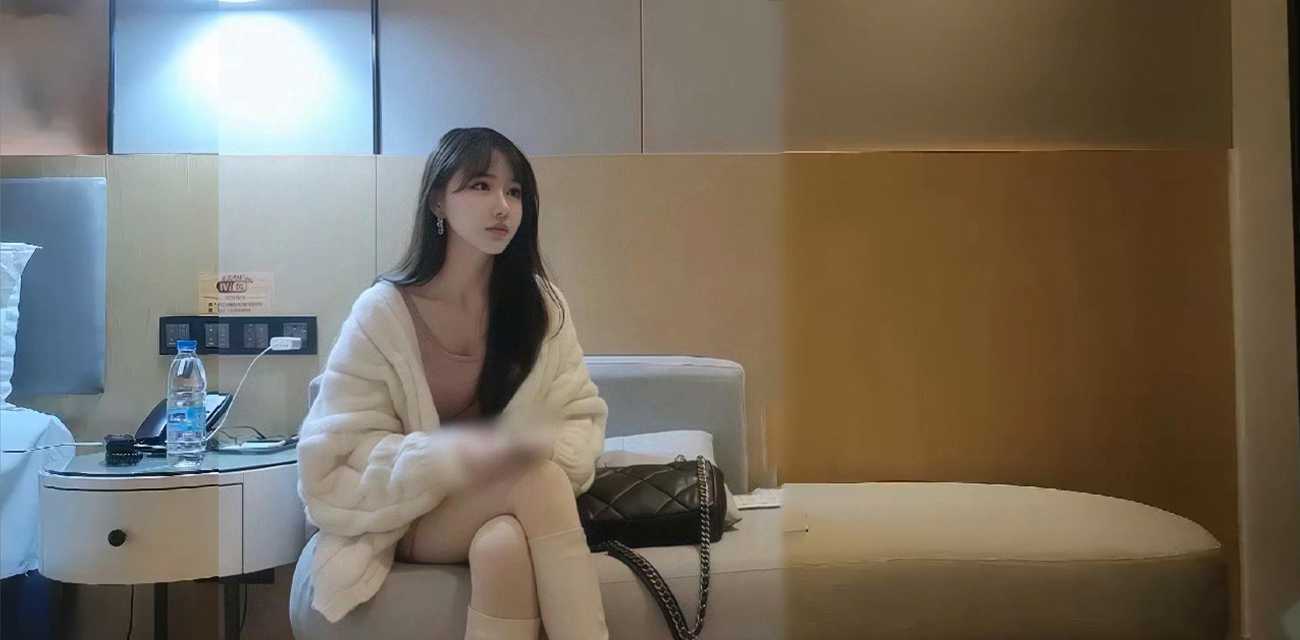 壹屌探花鸭哥 白靴女神约炮实录 超高颜值爆乳翘臀 舌吻口交摸逼上位骑乘 大力抽插猛操至高潮抽搐！