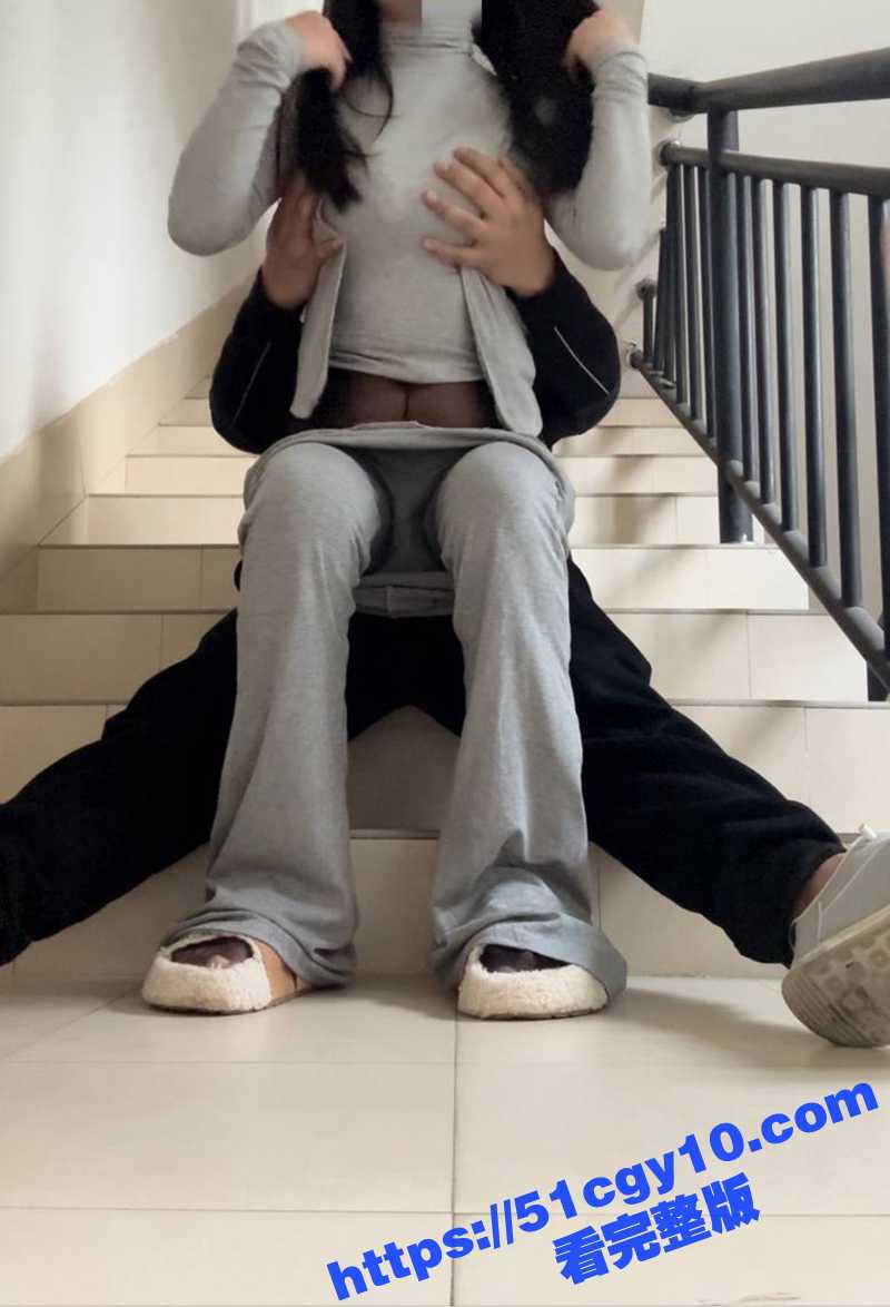 叔嫂乱伦视频 (9)