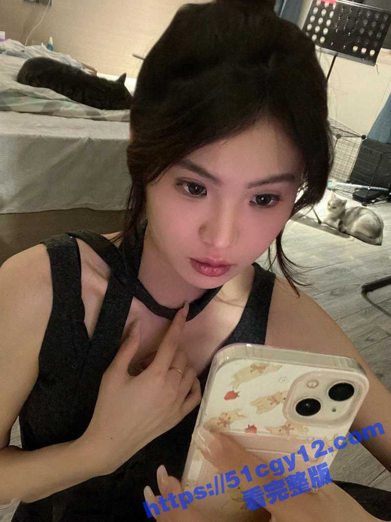 富二代约炮学生妹-4