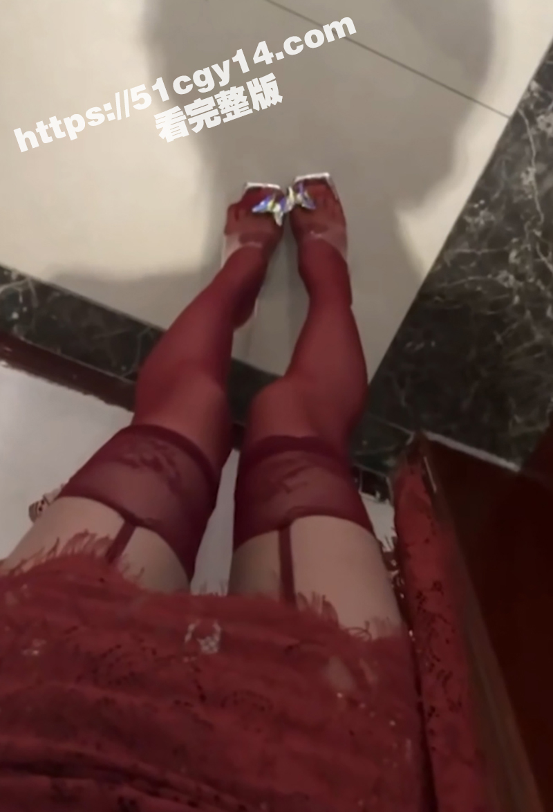 一只妮足控视频 (7)