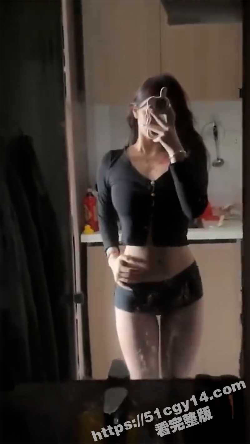 少女为了游戏机主动献身挨炮-11