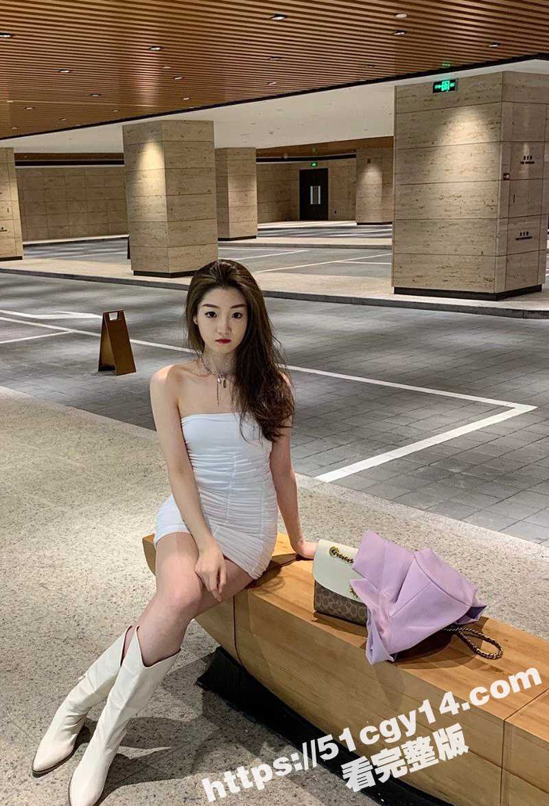 女大学生偷拍视频 (2)