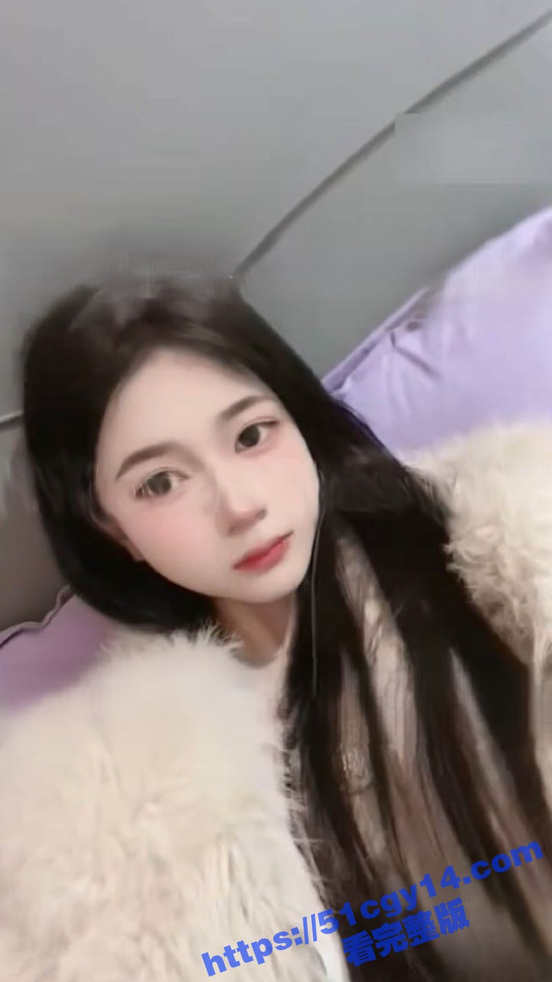 鱼哥约炮花臂少女 (2)