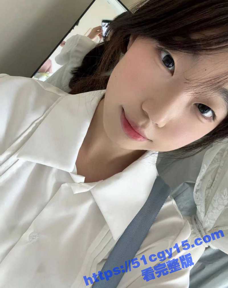 大学眼镜妹自慰视频-1