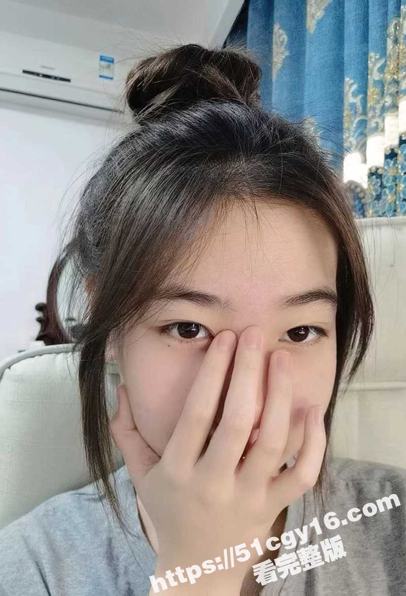 南京校花做爱视频 (3)