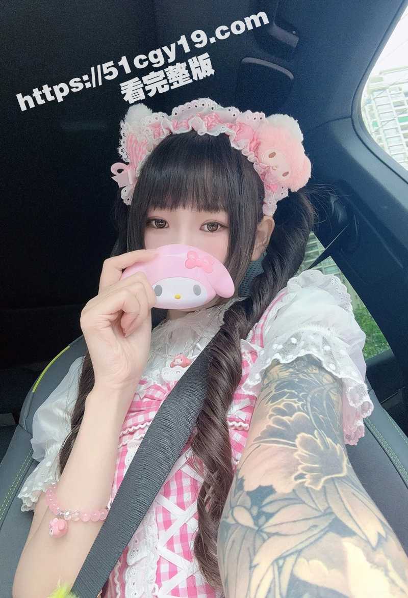 精神小妹偷拍视频 (3)