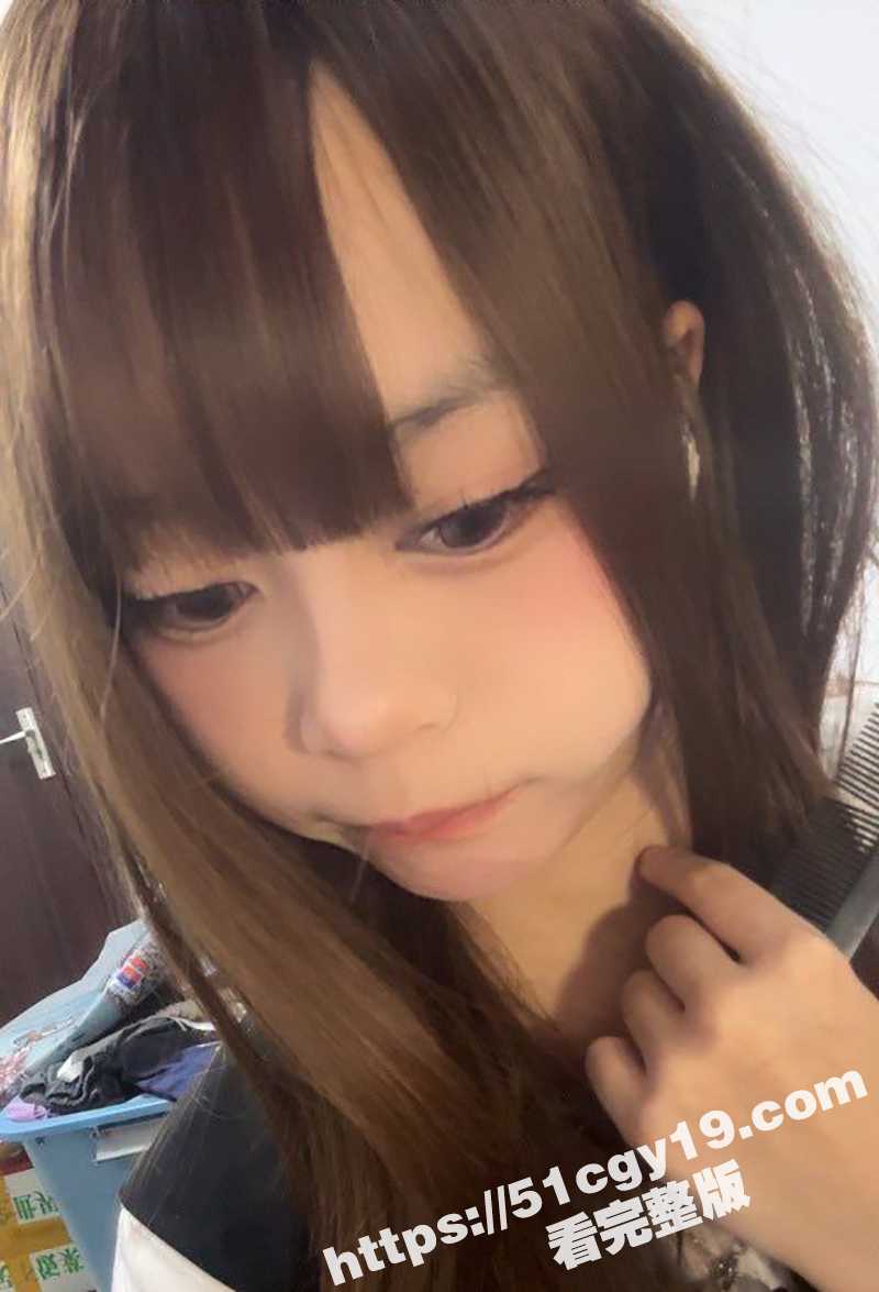 大学生做爱视频 (3)