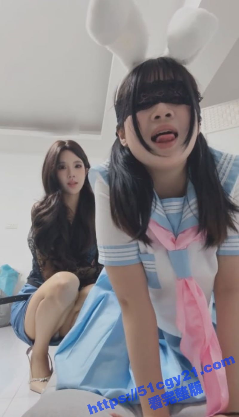 1 (3)