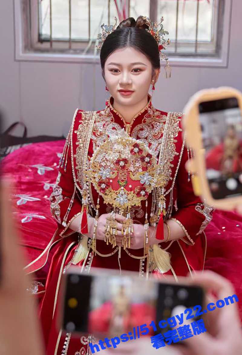 唐海微做爱视频 (1)
