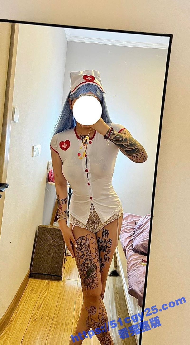 巨乳纹身精神小妹被SM调教视频流出（5）