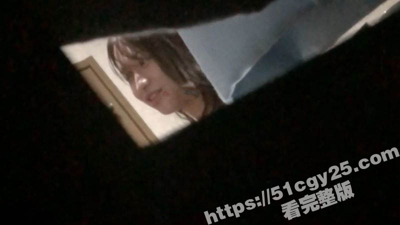 偷拍网红小姐姐洗澡 4 偷拍网红小姐姐洗澡 4