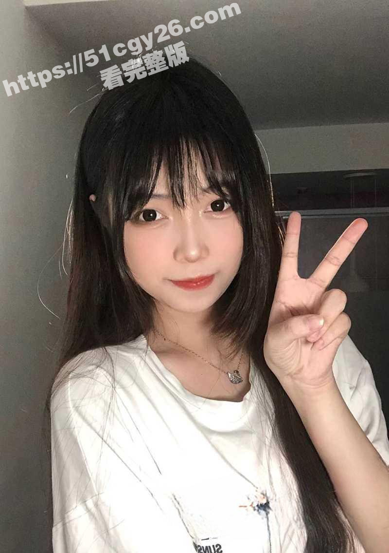 河北传媒学院柳欣怡背着男友出轨成性01