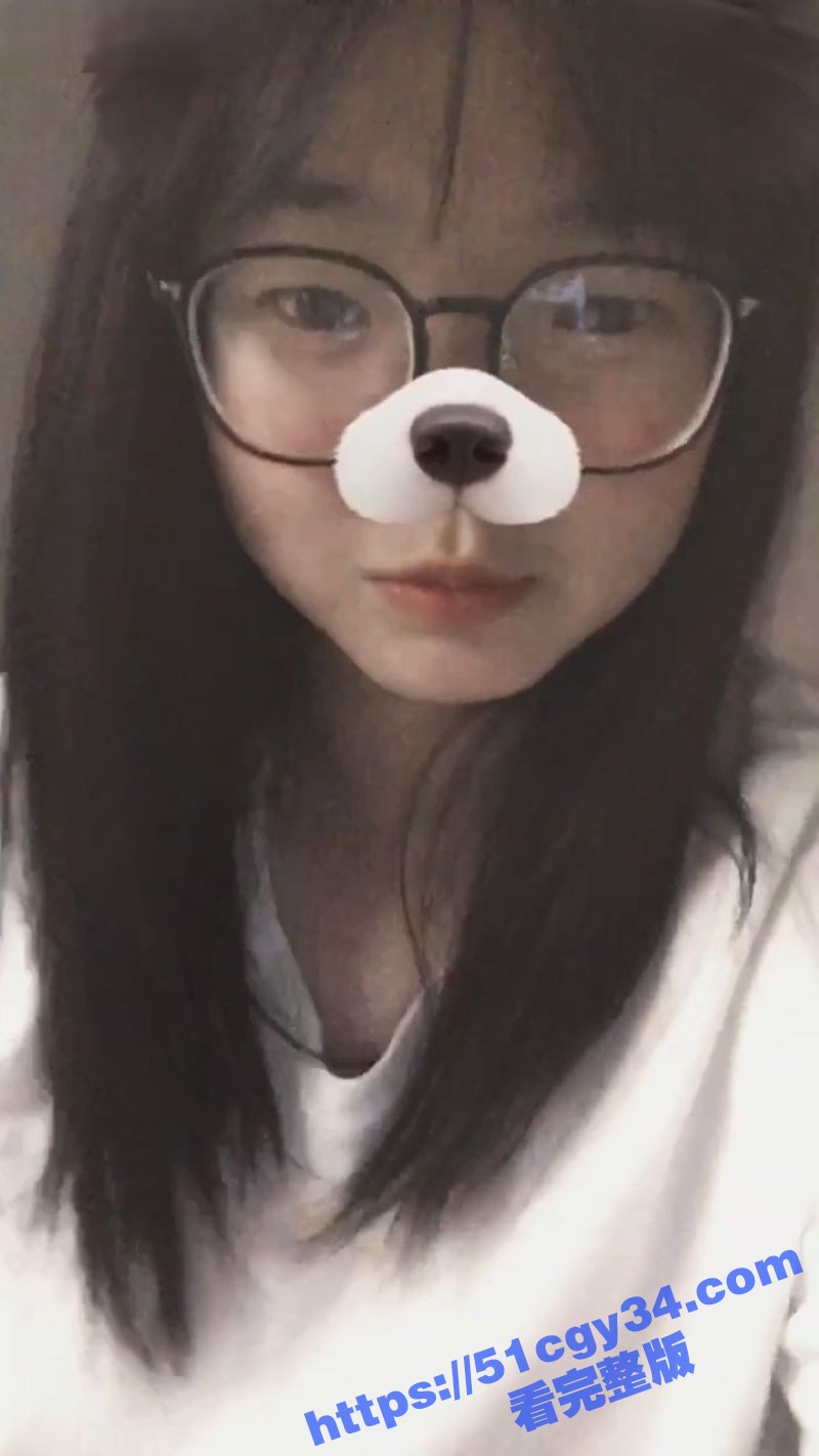 反差母狗学生妹被爆不雅视频 1