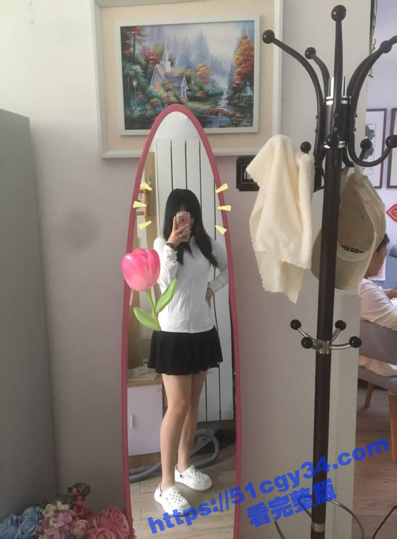 反差母狗学生妹被爆不雅视频 2