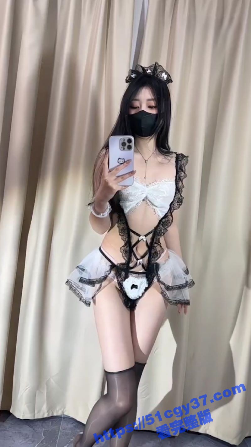 抖音网红小熙酱定制露逼自慰 8