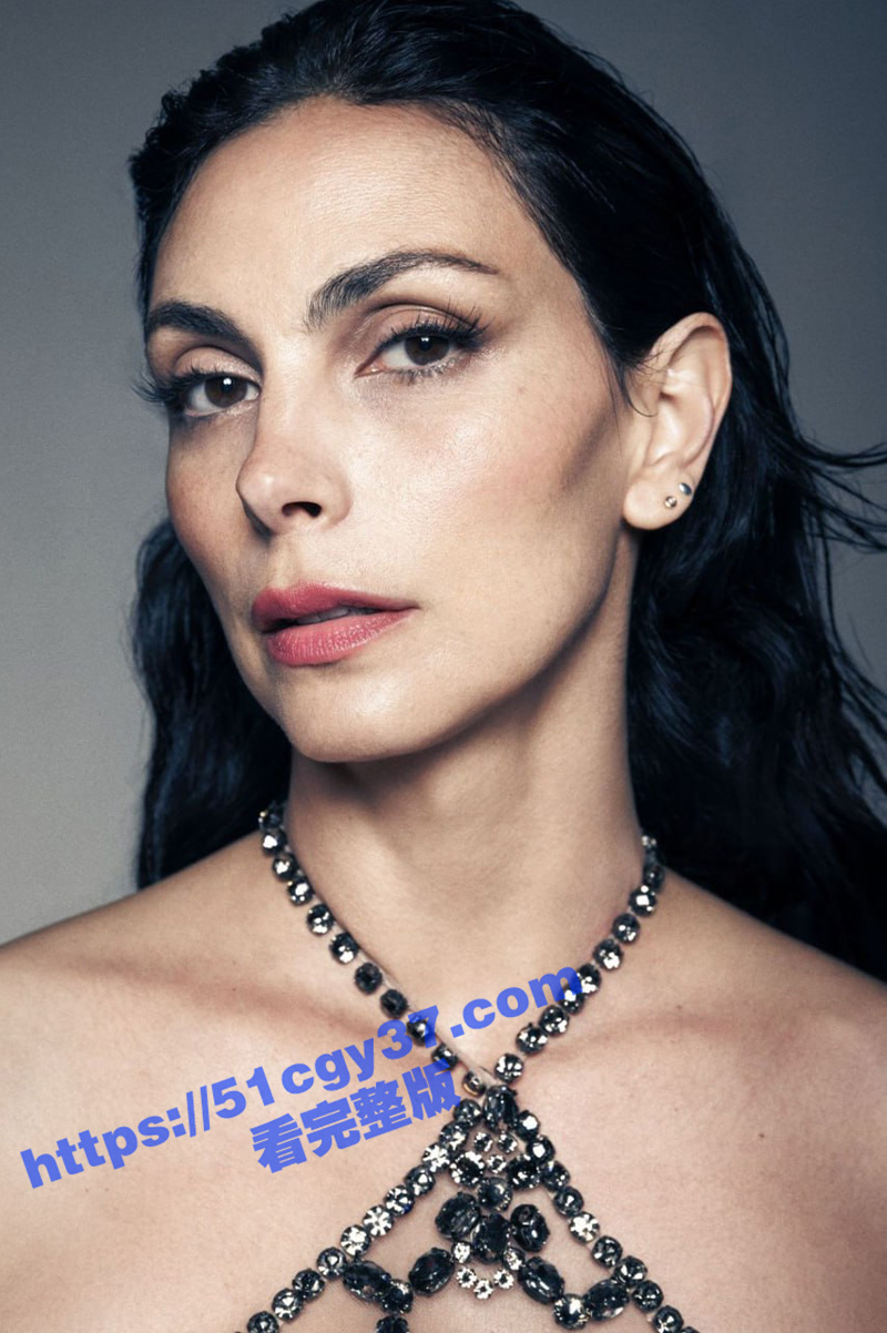 巴西女演员莫瑞娜·巴卡琳性爱场面 拷贝 3