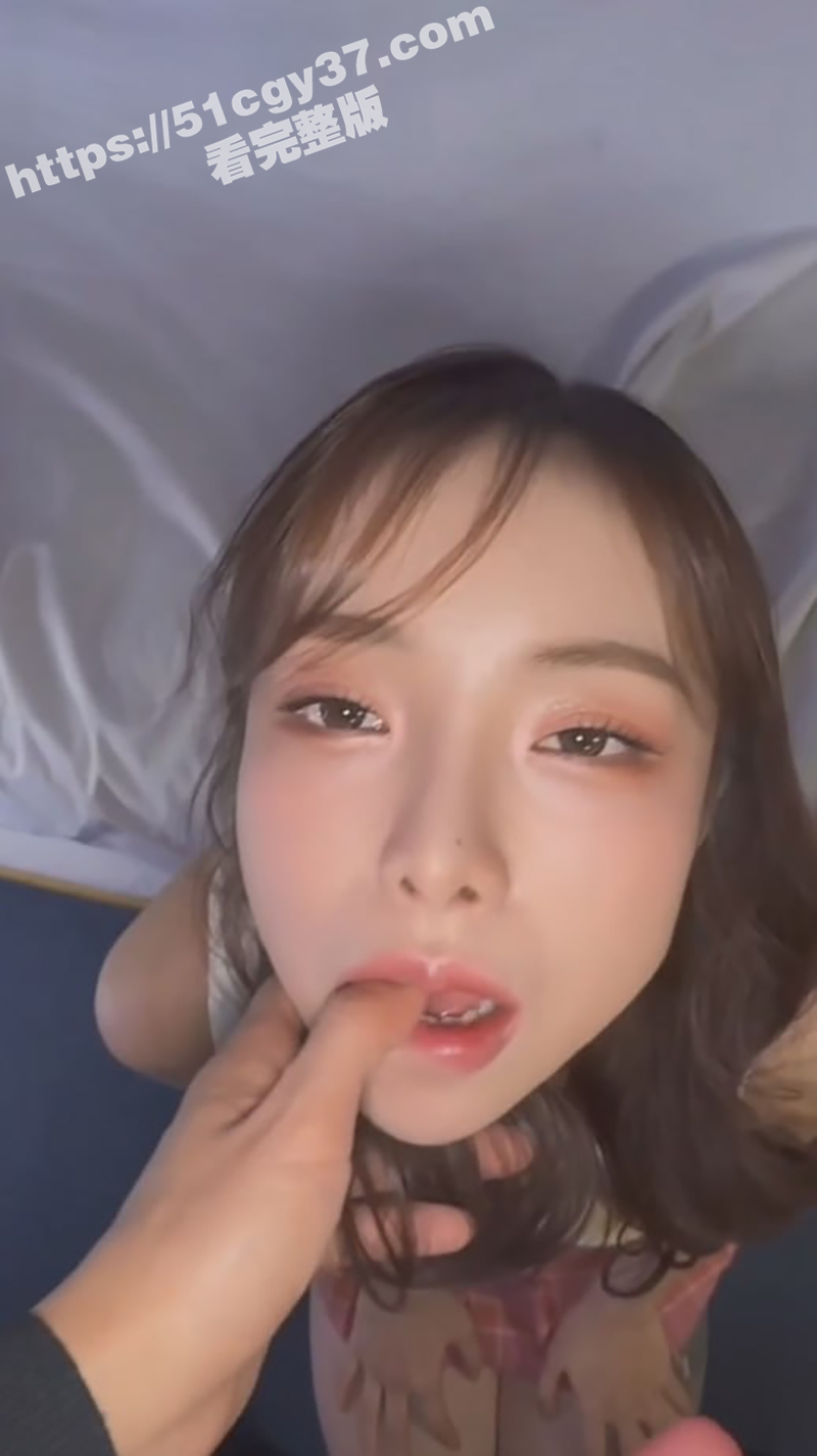 超高颜值吊钟乳女神somi(3) 超高颜值吊钟乳女神somi(3)