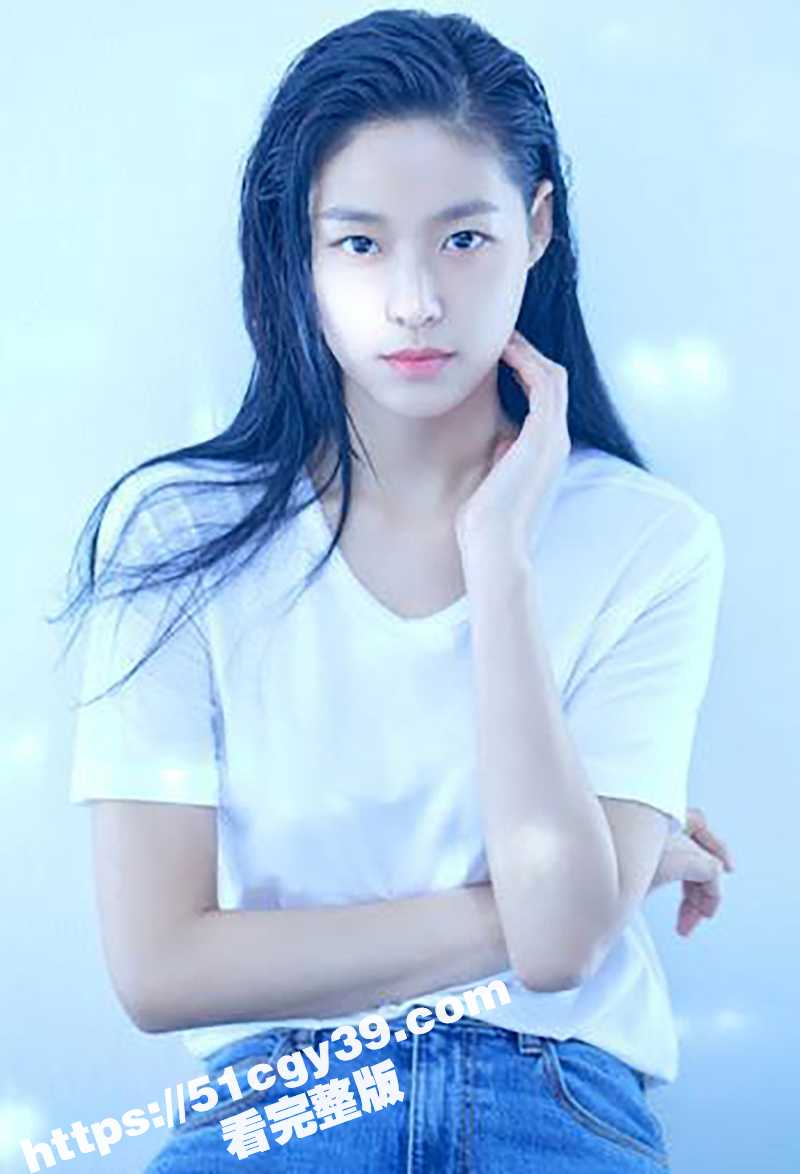 韩国女团歌手演员金雪炫大尺度全裸床戏1拷贝
