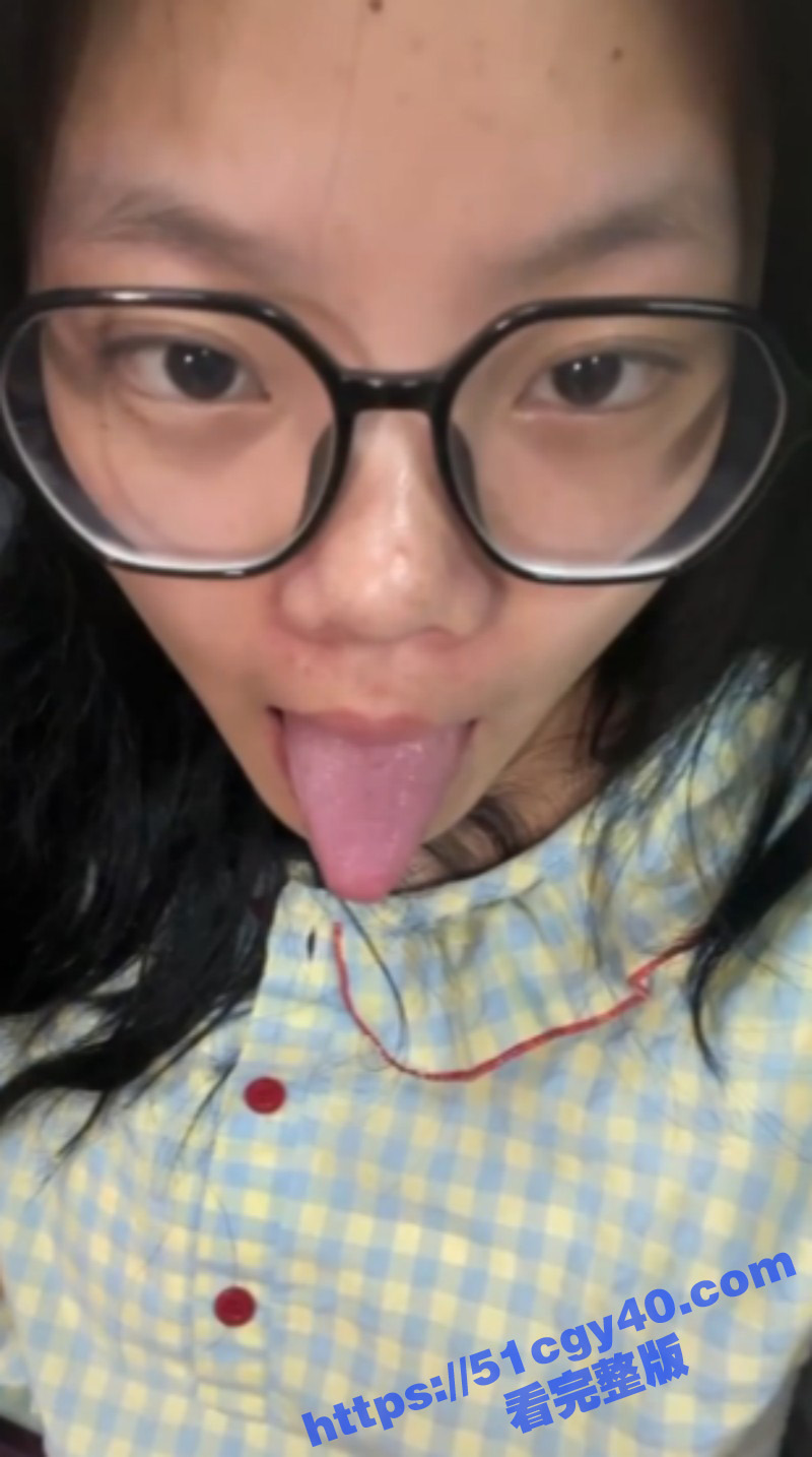 广东湛江李淑仙自慰色诱炮友04 广东湛江李淑仙自慰色诱炮友04