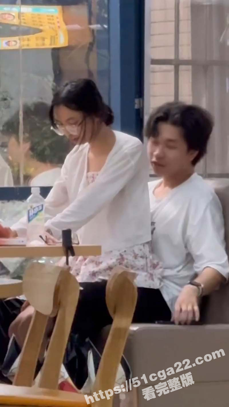 30132301321750408517.00000000.Still001