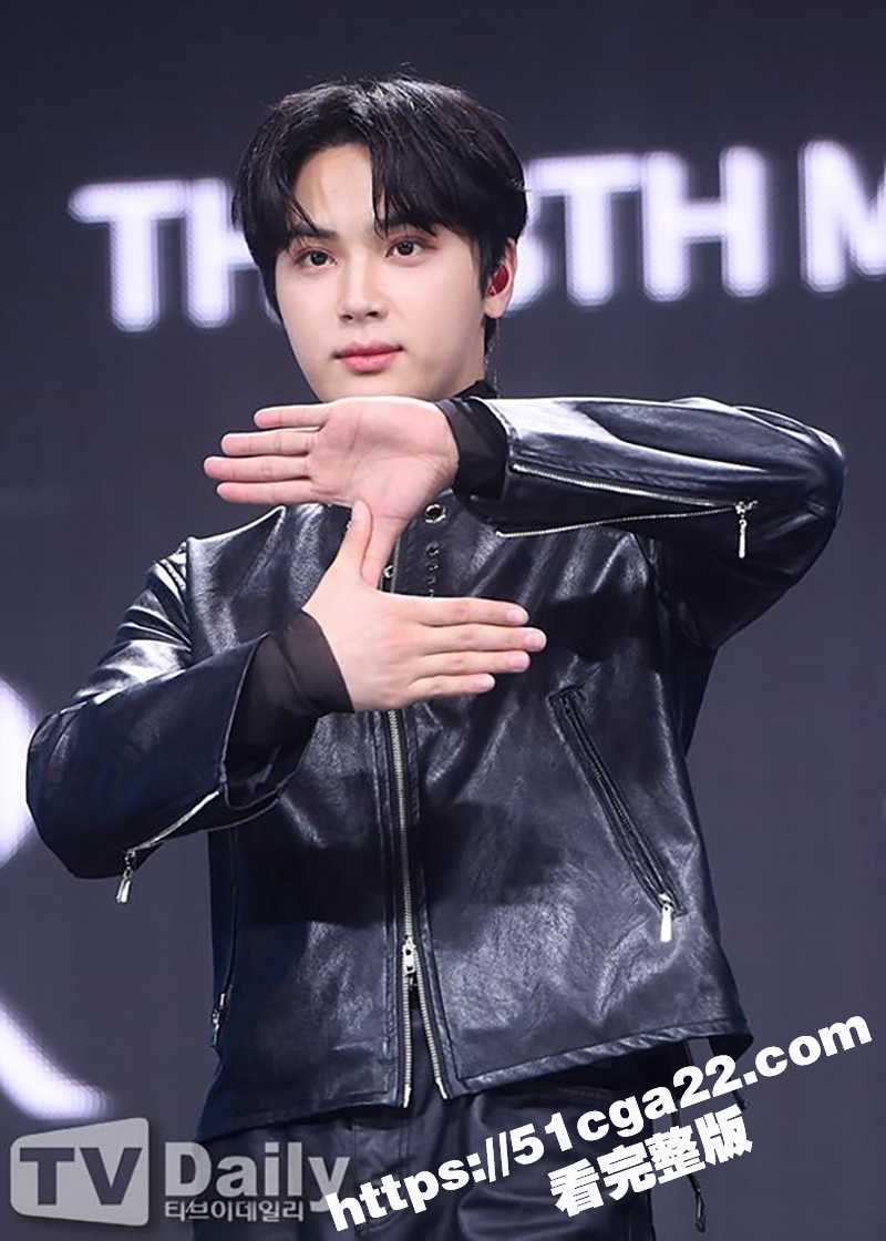 周鹤年疯传买春明日花绮罗不雅视频（4）