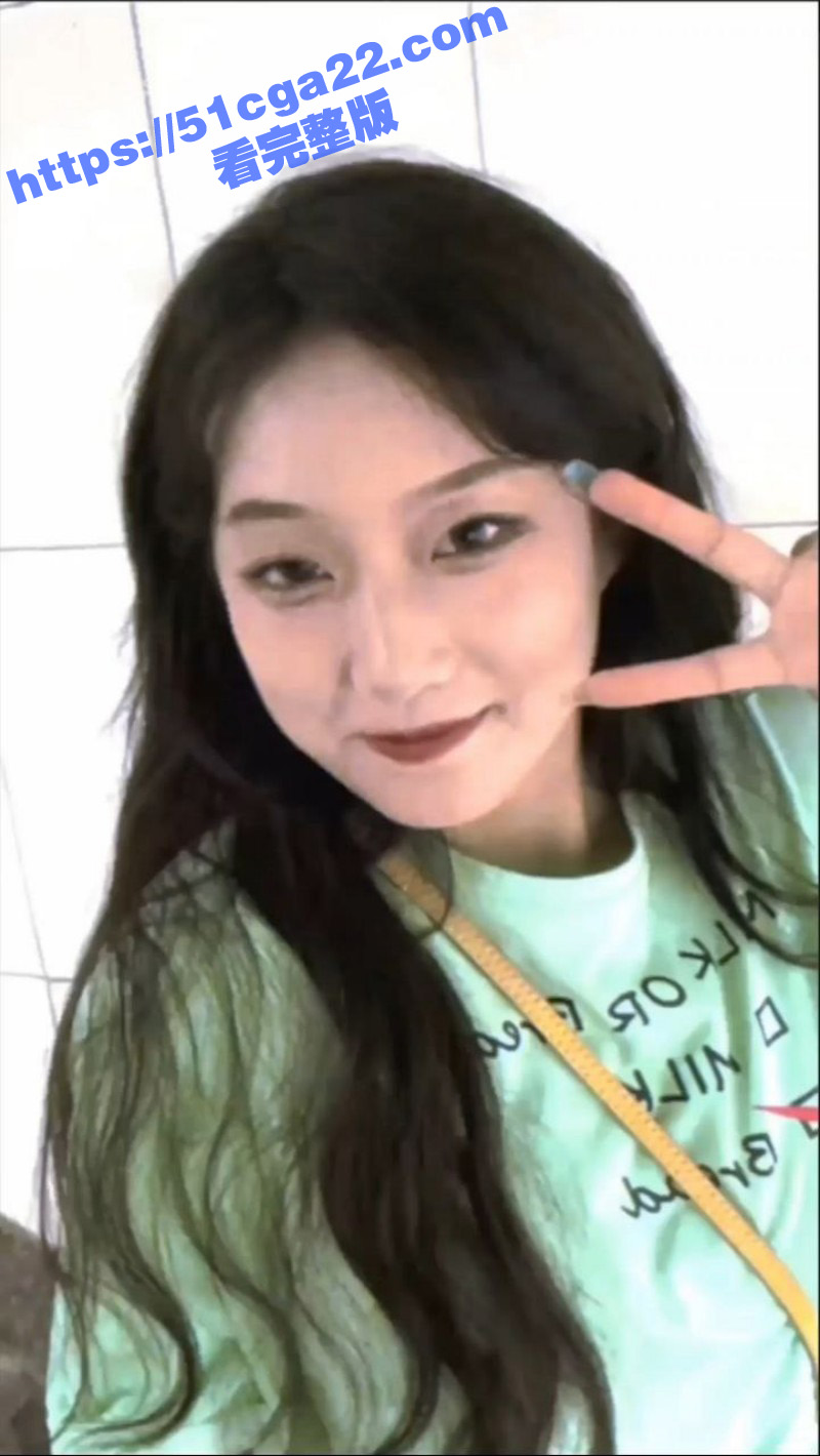 纯欲风高颜值女神露脸私拍泄密01