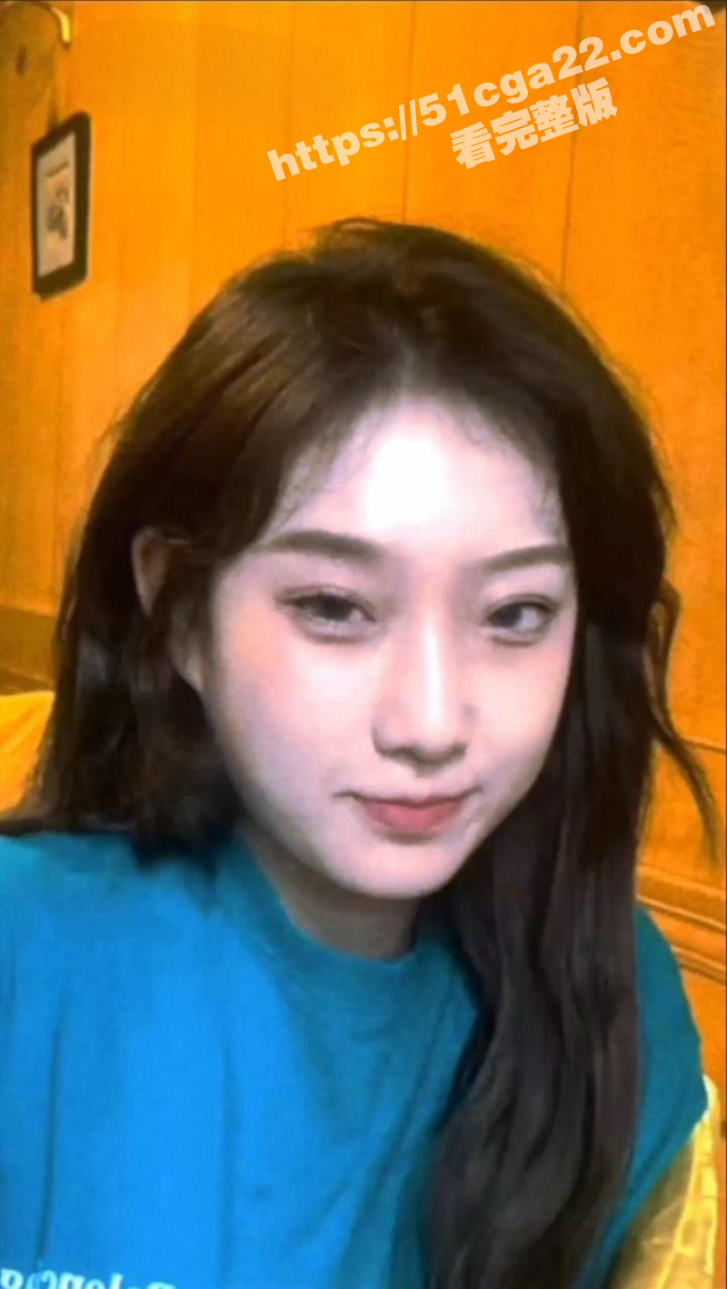 纯欲风高颜值女神露脸私拍泄密02
