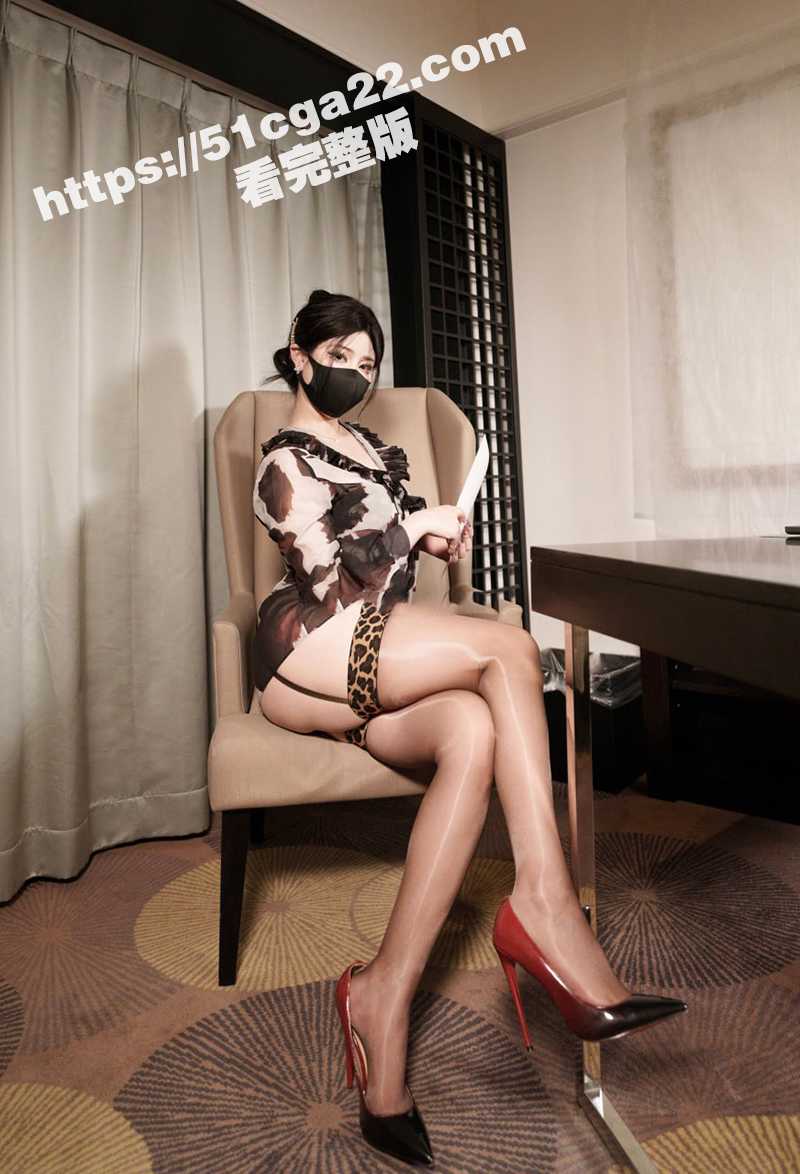 Nana cos性冷淡人妻被调教性爱视频流出2 拷贝
