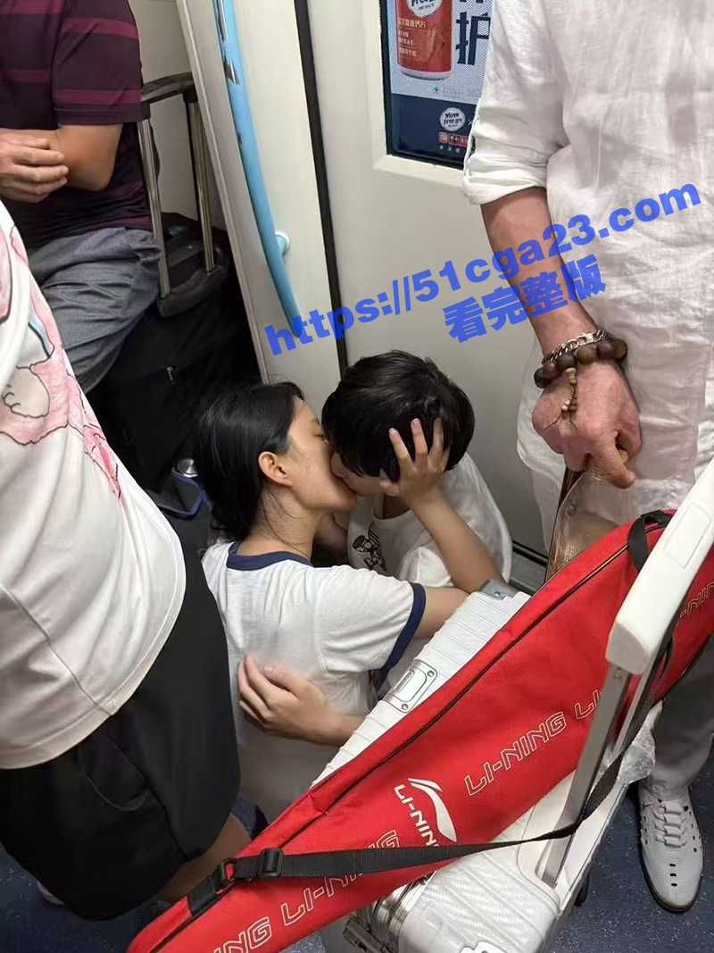 上海地铁撸管(1) 上海地铁撸管(1)