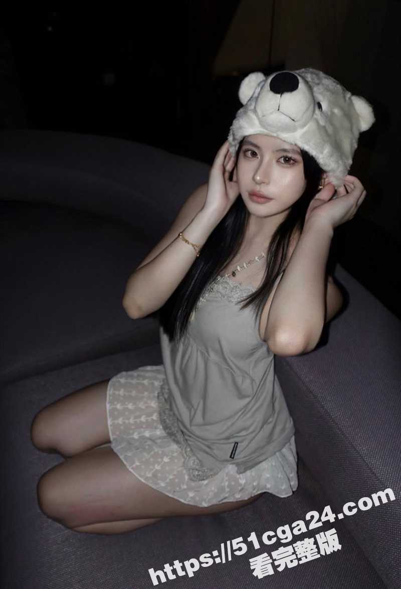 马来西亚高颜值美女潘纬倩不雅视频流出2拷贝