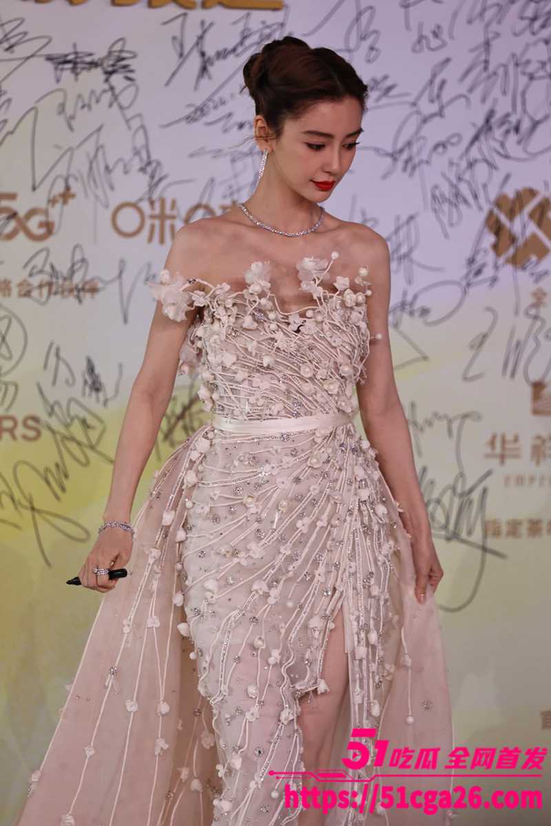 Angelababy杨颖酒店裸舞做爱视频（3）