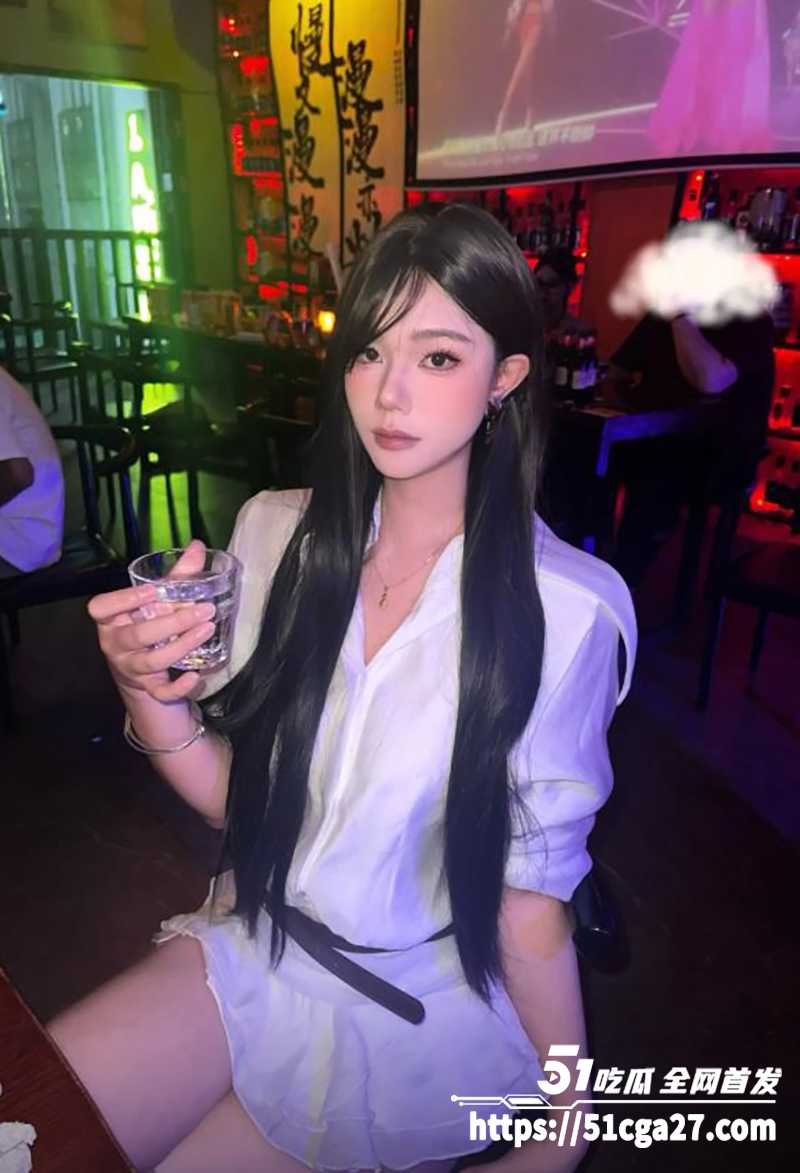 1桂林理工海王聊天记录及约炮视频曝光人物照片4拷贝