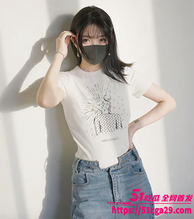 超人气白虎女神HongKongDoll玩偶姐姐最新福利短片(2) 超人气白虎女神HongKongDoll玩偶姐姐最新福利短片(2)