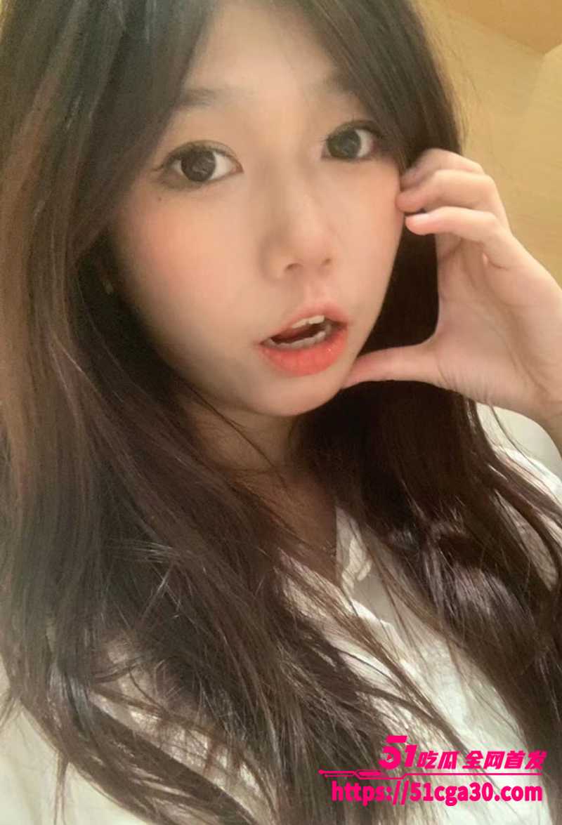 广东甜妹洛丽塔欢欢大尺度私拍视频合集流出2拷贝