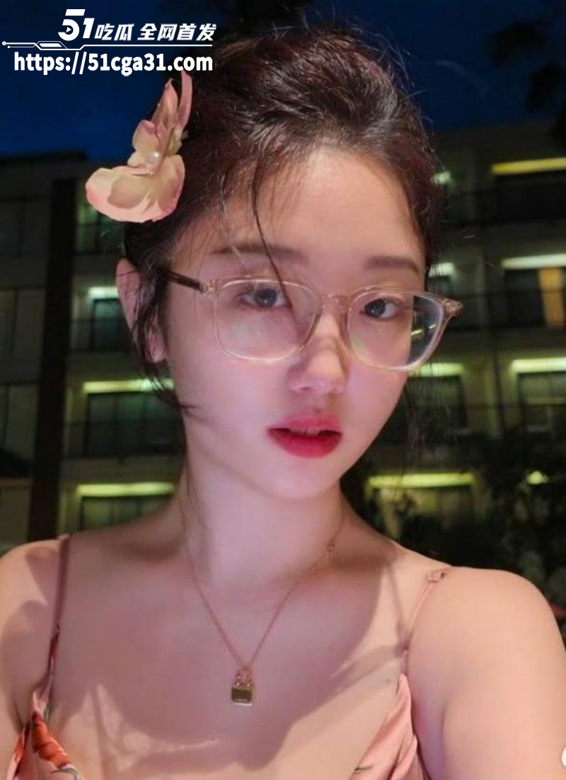 zeus宙斯继李欣莳事件后被曝出猛料035