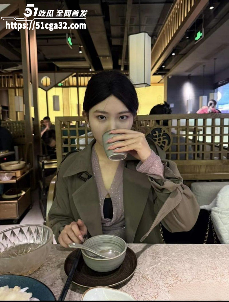 江苏淮安护理职业学校秦雅琪不雅私拍01