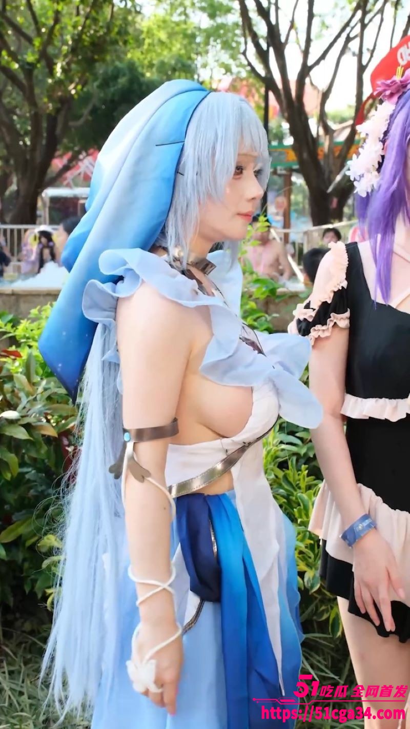 广州长隆二次元美少女泳装露奶 3 广州长隆二次元美少女泳装露奶 3