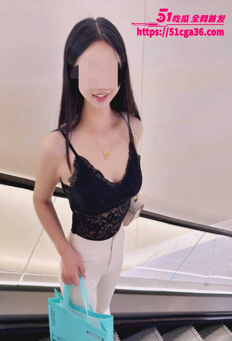 海角大神爆操美臀亲姐姐乱伦视频流出2拷贝