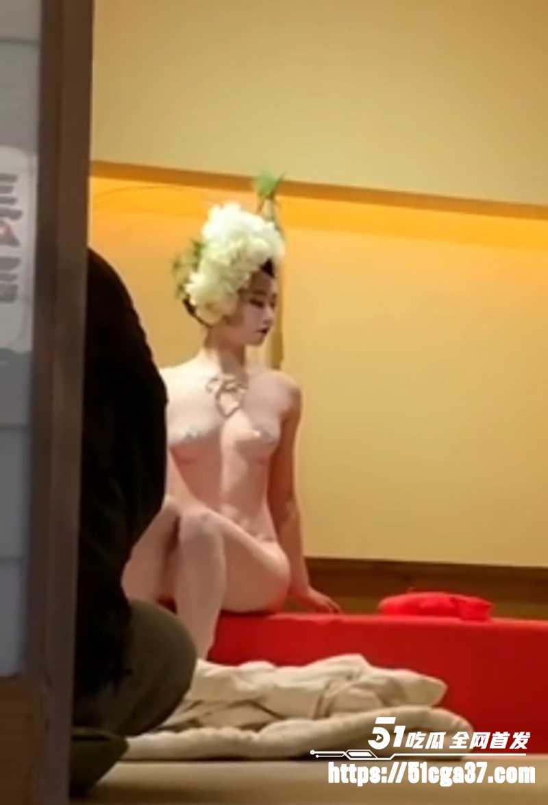 日本高端寿司人体宴视频曝光 8 拷贝 日本高端寿司人体宴视频曝光 8 拷贝