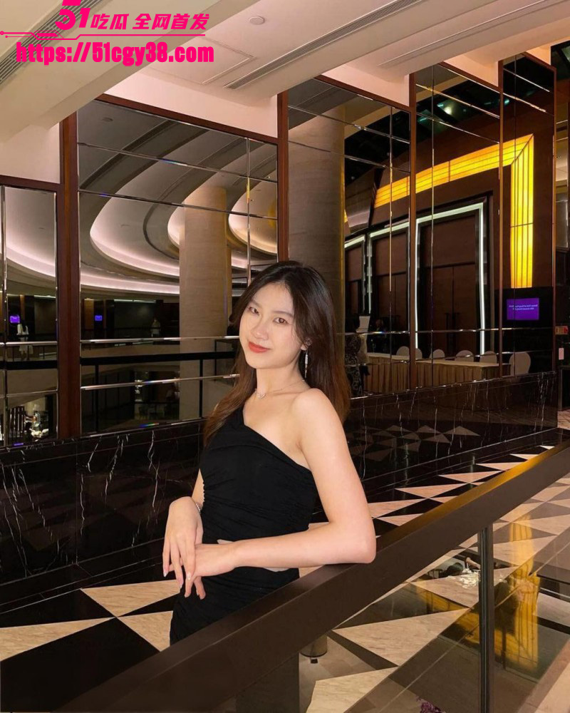 香港大学校花黄凯欣不雅视频第二弹02