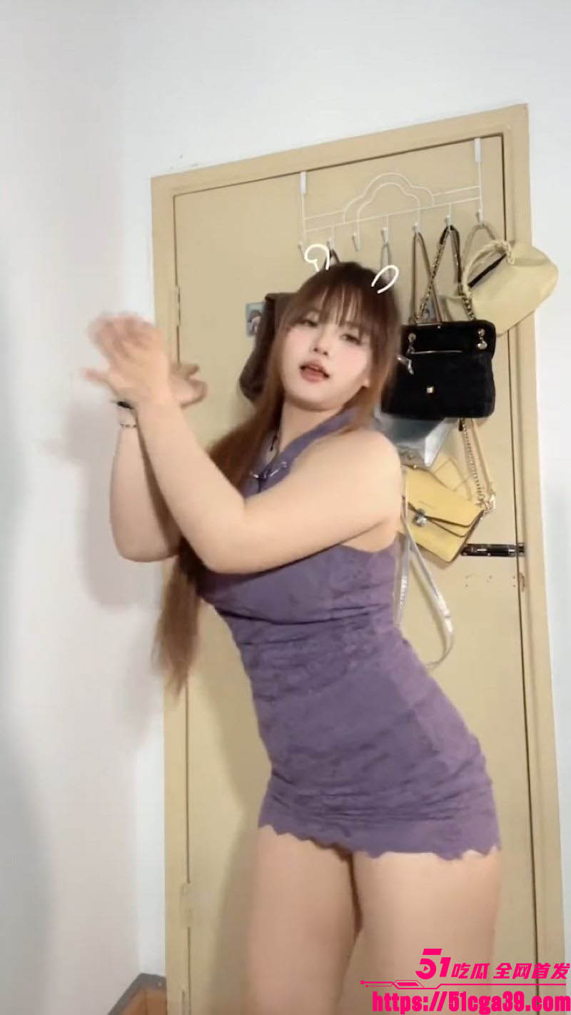 快手巨乳女大学生疯狂小豹定制全裸抖奶 2 快手巨乳女大学生疯狂小豹定制全裸抖奶 2