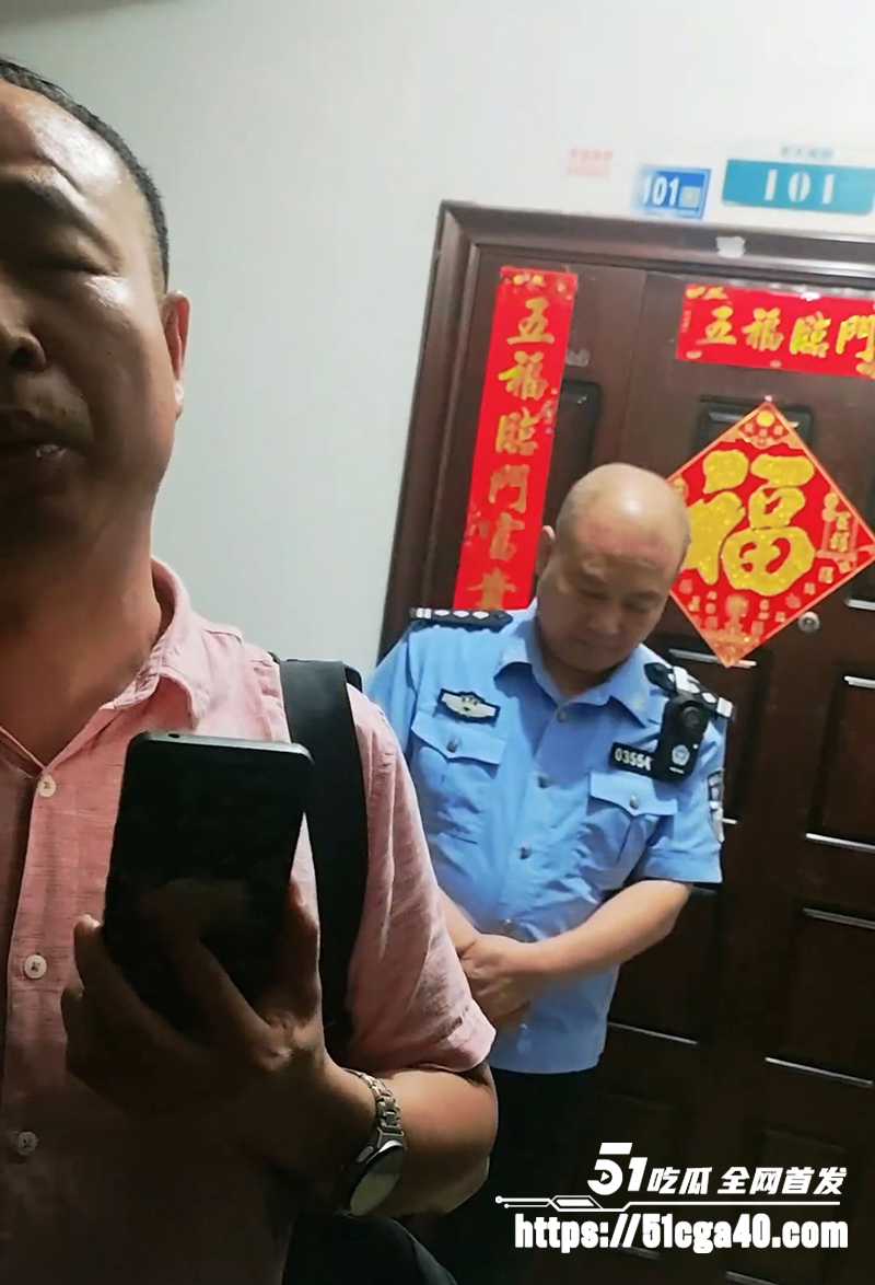 抖音博主李然于心揭武汉大学诬女论文抄袭深夜竟遭警察上门警告视频曝光3拷贝