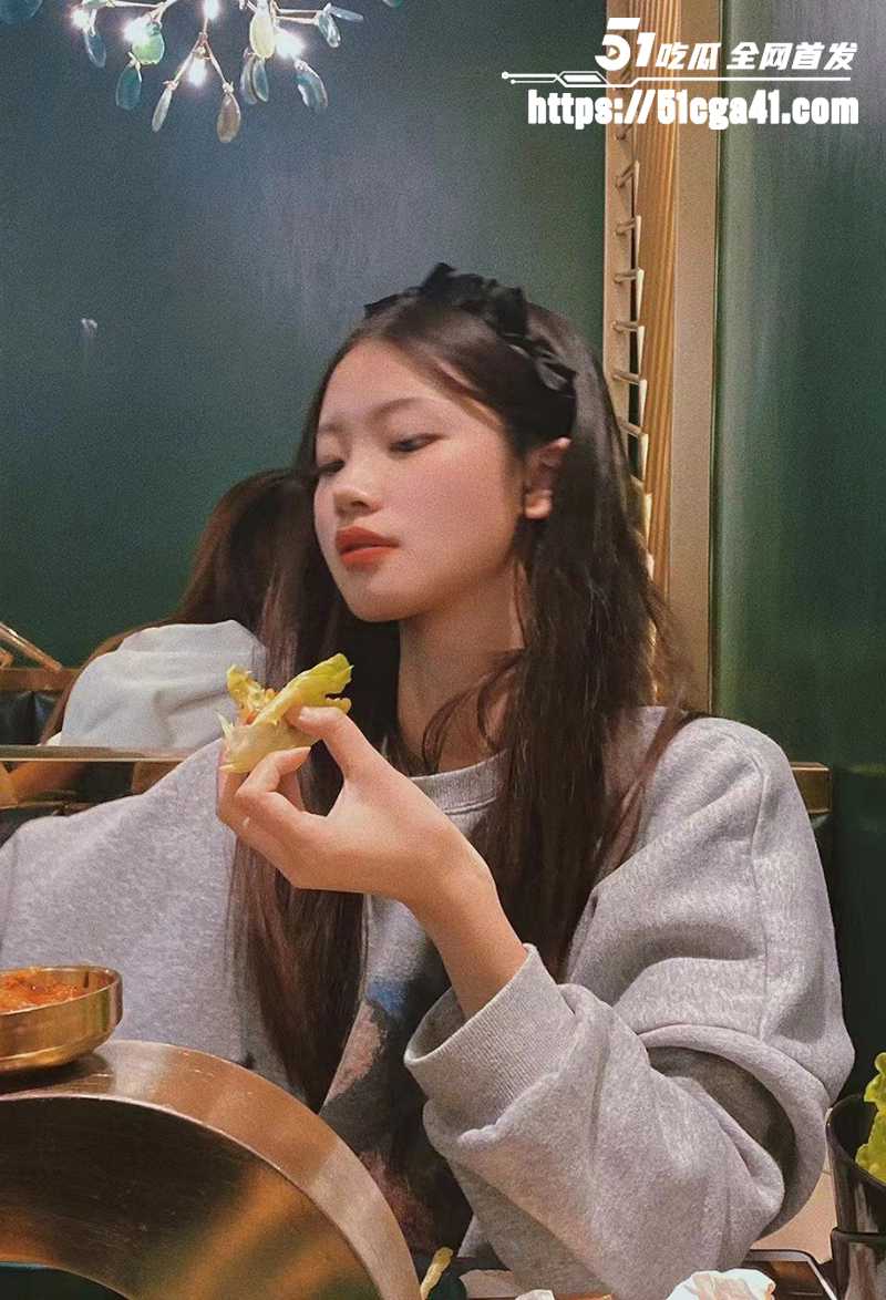 中山大学极品校花谢小小与富二代男友不雅视频流出2拷贝 中山大学极品校花谢小小与富二代男友不雅视频流出2拷贝